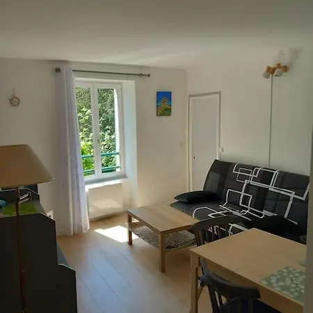 Sejour Confortable Et Tranquille Vers Versailles Apartamento Bougival