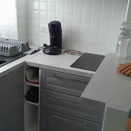 Sejour Confortable Et Tranquille Vers Versailles Apartamento Bougival
